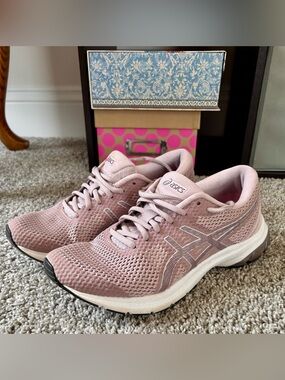 ASICS Women's Dusty Pink Mesh Running Sneakers